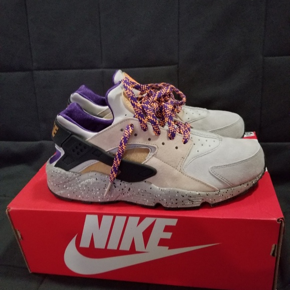 Nike Athletic Shoes - Huarache -Cream, Purple, Black - Picture 1 of 5